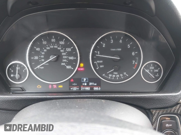 2014 BMW 3 Series 320i xDrive with VIN WBA3C3C58EP661364, listed as a IAAI auction lot 41947049 with 211,982 mi miles and . Bid and sale history available at DreamBid. Image 7.