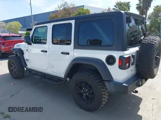 2022 Jeep Wrangler Unlimited Sport S with VIN 1C4HJXDG7NW144634, listed as a IAAI auction lot 41975242 with 29,336 mi miles. Bid and sale history available at carsss.com. Image 3.
