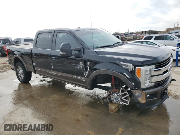 2017 Ford Super Duty F-250 SRW Lariat with VIN 1FT7W2BTXHEC19787, listed as a Copart auction lot 44925605 with 143,552 mi miles and Salvage Title. Bid and sale history available at carsss.com. Image 4.