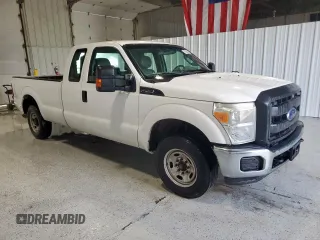 2016 Ford F-250 XLT with VIN 1FT7X2A6XGEA65962, listed as a Copart auction lot 61501905 with 201,887 mi miles and Clean title. Bid and sale history available at DreamBid. Image 4.