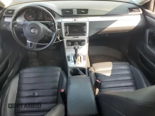 2010 Volkswagen CC Sport with VIN WVWMN7AN1AE563021, listed as a Copart auction lot 70165374 with 147,122 mi miles and Clean Title. Bid and sale history available at carsss.com. Image 8.