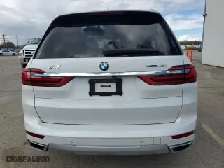 2021 BMW X7 xDrive40i with VIN 5UXCW2C00M9F64057, listed as a Copart auction lot 51298195 with 67,097 mi miles and Salvage Title. Bid and sale history available at carsss.com. Image 6.