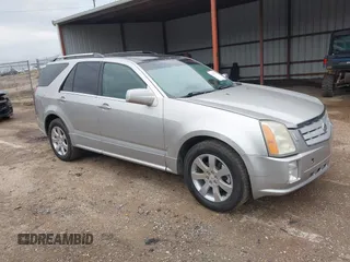 2007 Cadillac SRX with VIN 1GYEE63A870141367, listed as a IAAI auction lot 41585221 with 172,243 mi miles. Bid and sale history available at carsss.com. Image 1.