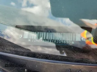 2000 GMC Denali z VIN 1GKEK13R8YR109690, wystawiony jako Copart lot #76165584 z przebiegiem 153 366 mil mil oraz Szkody całkowita. Historia ofert i sprzedaży dostępna na DreamBid. Obrazek 13.