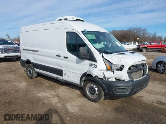 2023 Ford Transit Cargo with VIN 1FTBR1C86PKB71744, listed as a IAAI auction lot 41678963 with 47,373 mi miles. Bid and sale history available at carsss.com. Image 1.