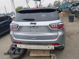 2019 Jeep Compass Latitude с VIN 3C4NJCBB7KT617761, выставлен на аукционе IAAI как лот 42034947 с пробегом 114 839 миль миль и . История ставок и продаж доступна на DreamBid. Изображение 17.