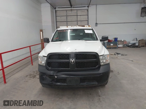 2014 Ram 1500 Tradesman z VIN 3C6JR7DT6EG285109, wystawiony jako IAAI lot #42306741 z przebiegiem 218 286 mil mil oraz . Historia ofert i sprzedaży dostępna na DreamBid. Obrazek 12.