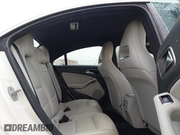 2016 Mercedes-Benz CLA 250 z VIN WDDSJ4EB3GN298523, wystawiony jako IAAI lot #42045735 z przebiegiem 76 908 mil mil oraz . Historia ofert i sprzedaży dostępna na DreamBid. Obrazek 8.