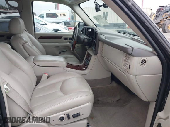 2005 Cadillac Escalade z VIN 1GYEC63T95R181022, wystawiony jako IAAI lot #41777173 z przebiegiem 44 348 mil mil oraz . Historia ofert i sprzedaży dostępna na DreamBid. Obrazek 5.