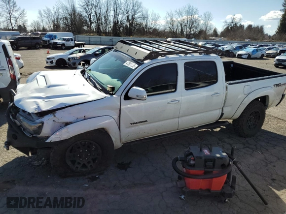 2015 Toyota Tacoma with VIN 3TMMU4FN0FM074993, listed as a Copart auction lot 47581255 with 186,798 mi miles and Salvage Title. Bid and sale history available at carsss.com. Image 1.
