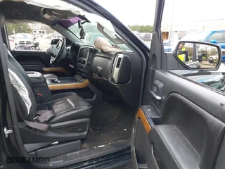 2016 Chevrolet Silverado 1500 LTZ with VIN 3GCPCSEC7GG295253, listed as a IAAI auction lot 41236506 with 182,620 mi miles. Bid and sale history available at carsss.com. Image 5.