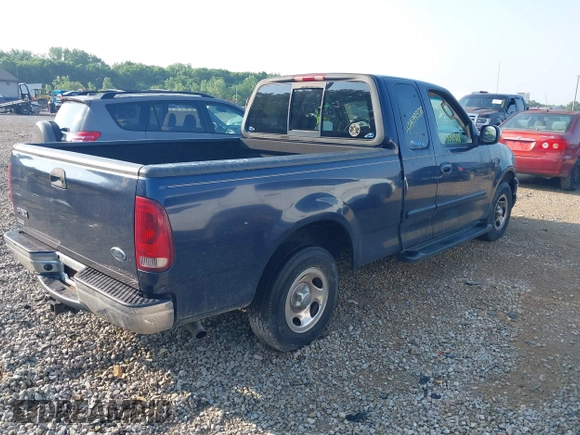 2002 Ford F-150 XL z VIN 1FTRX17W62NB63583, wystawiony jako IAAI lot #42439328 z przebiegiem 119 164 mil mil oraz . Historia ofert i sprzedaży dostępna na DreamBid. Obrazek 4.