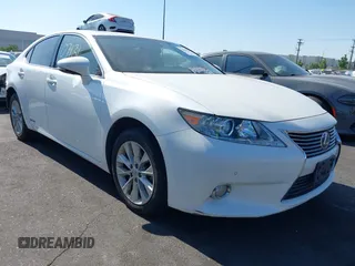 2015 Lexus ES 300h with VIN JTHBW1GG5F2095232, listed as a IAAI auction lot 42607131 with 152,377 mi miles and . Bid and sale history available at DreamBid. Image 1.