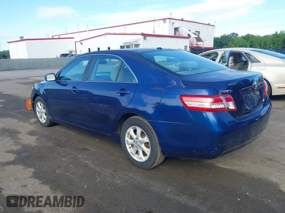 2011 Toyota Camry LE z VIN 4T1BF3EK4BU763620, wystawiony jako IAAI lot #42350047 z przebiegiem 192 613 mil mil oraz . Historia ofert i sprzedaży dostępna na DreamBid. Obrazek 3.