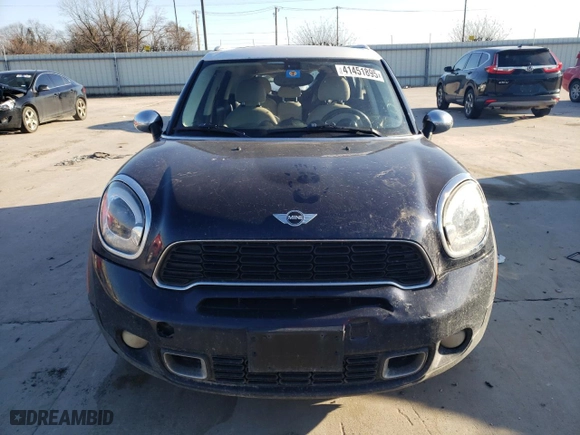 2014 MINI Cooper Countryman S with VIN WMWZC3C53EWT00480, listed as a Copart auction lot 41451895 with 162,219 mi miles and Salvage Title. Bid and sale history available at carsss.com. Image 5.