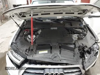 2018 Audi Q7 Premium Plus with VIN WA1LAAF73JD028903, listed as a IAAI auction lot 42044235 with 113,033 mi miles and . Bid and sale history available at DreamBid. Image 10.
