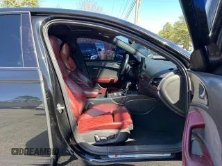2018 Audi S6 Premium Plus z VIN WAUFFAFC6JN000859, wystawiony jako Copart lot #58193725 z przebiegiem 120 327 mil mil oraz Tytuł czysty. Historia ofert i sprzedaży dostępna na DreamBid. Obrazek 5.