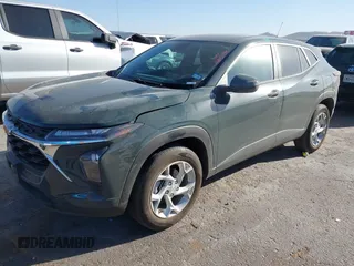 2025 Chevrolet Trax LS with VIN KL77LFEP8SC066146, listed as a IAAI auction lot 41735717 with 8,784 mi miles and . Bid and sale history available at DreamBid. Image 17.