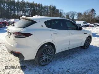 2021 Maserati Levante GranSport with VIN ZN661XUS4MX379740, listed as a Copart auction lot 42200355 with 58,437 mi miles and Clean Title. Bid and sale history available at carsss.com. Image 3.