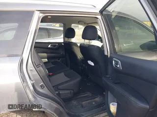 2018 Nissan Pathfinder SL with VIN 5N1DR2MM7JC626401, listed as a IAAI auction lot 40964722 with 89,557 mi miles and . Bid and sale history available at DreamBid. Image 8.
