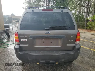 2006 Ford Escape XLT with VIN 1FMYU93136KB65467, listed as a Copart auction lot 50914605 with 174,264 mi miles and Clean Title. Bid and sale history available at carsss.com. Image 6.