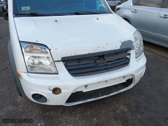 2013 Ford Transit Connect XLT with VIN NM0LS7BN3DT144006, listed as a IAAI auction lot 41638790 with 286,522 mi miles. Bid and sale history available at carsss.com. Image 6.