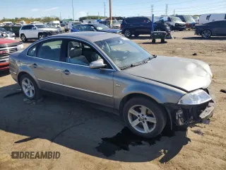 2004 Volkswagen Passat GLX z VIN WVWRH63B14P058955, wystawiony jako Copart lot #75076284 z przebiegiem 160 844 mil mil oraz Czysty tytuł • Clean title. Historia ofert i sprzedaży dostępna na DreamBid. Obrazek 4.