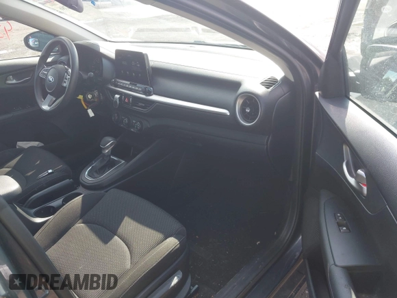 2021 Kia Forte LXS с VIN 3KPF24AD9ME274324, выставлен на аукционе IAAI как лот 42452286 с пробегом 24 577 миль миль и . История ставок и продаж доступна на DreamBid. Изображение 5.