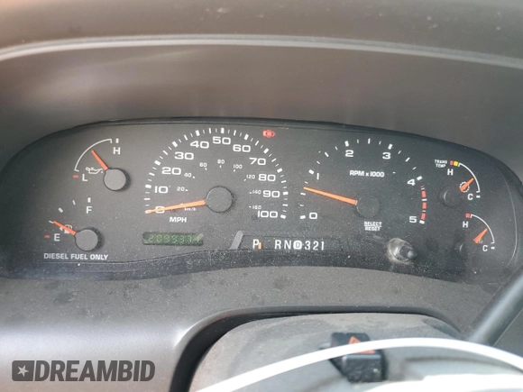 2004 Ford Excursion Special Serv z VIN 1FMSU41P04EB42532, wystawiony jako Copart lot #63594815 z przebiegiem 209 937 mil mil oraz Czysty tytuł • Clean title. Historia ofert i sprzedaży dostępna na DreamBid. Obrazek 9.