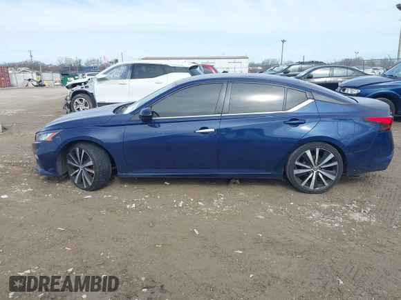 2019 Nissan Altima SR with VIN 1N4BL4CV8KC242508, listed as a IAAI auction lot 41704650 with 121,362 mi miles and . Bid and sale history available at carsss.com. Image 14.