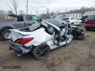 2014 Hyundai Genesis Coupe 3.8 Ultimate with VIN KMHHU6KJ3EU118037, listed as a IAAI auction lot 41898372 with 1 mi miles. Bid and sale history available at carsss.com. Image 4.