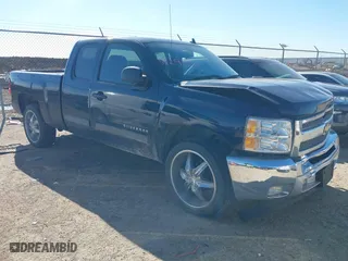 2012 Chevrolet Silverado 1500 LT with VIN 1GCRCSE01CZ169382, listed as a IAAI auction lot 41291794 with 153,202 mi miles. Bid and sale history available at carsss.com. Image 1.