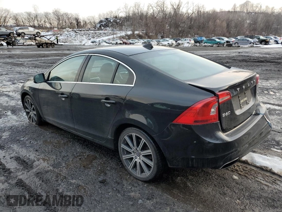 2014 Volvo S60 T6 with VIN YV1902FH9E2274593, listed as a Copart auction lot 43174135 with 84,645 mi miles and Salvage Title. Bid and sale history available at carsss.com. Image 2.
