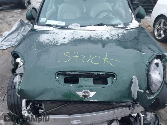 2017 MINI Convertible Cooper S z VIN WMWWG9C38H3C81071, wystawiony jako IAAI lot #41522738 z przebiegiem 59 040 mil mil oraz . Historia ofert i sprzedaży dostępna na DreamBid. Obrazek 10.