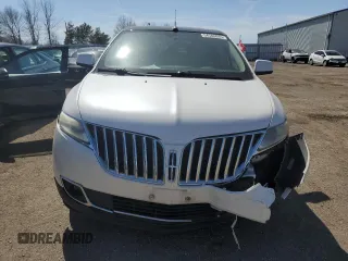 2011 Lincoln MKX z VIN 2LMDJ8JK3BBJ03668, wystawiony jako Copart lot #54588045 z przebiegiem 163 646 mil mil oraz Szkoda całkowita • Salvage title. Historia ofert i sprzedaży dostępna na DreamBid. Obrazek 5.