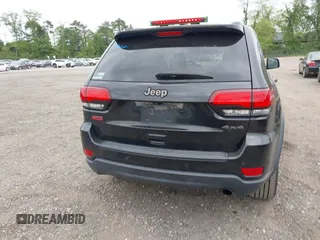 2016 Jeep Grand Cherokee Laredo z VIN 1C4RJFAG6GC475857, wystawiony jako IAAI lot #42311448 z przebiegiem 106 472 mil mil oraz . Historia ofert i sprzedaży dostępna na DreamBid. Obrazek 16.