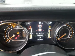 2022 Jeep Gladiator Texas Trail z VIN 1C6HJTAGXNL163345, wystawiony jako Copart lot #43065475 z przebiegiem 37 576 mil mil oraz Szkoda całkowita • Salvage title. Historia ofert i sprzedaży dostępna na DreamBid. Obrazek 9.