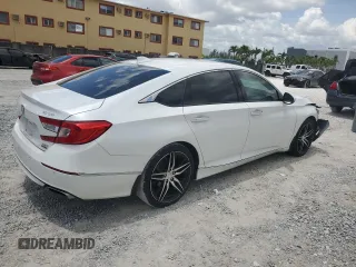 2021 Honda Accord Touring with VIN 1HGCV2F97MA027102, listed as a Copart auction lot 58820925 with 32,457 mi miles and Non repairable. Bid and sale history available at DreamBid. Image 3.