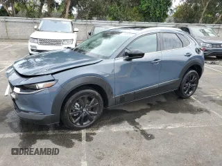 2025 Mazda CX-30 S Carbon Edition z VIN 3MVDMBCM5SM799059, wystawiony jako Copart lot #58712415 z przebiegiem Nie podano mil oraz Szkoda całkowita • Salvage title. Historia ofert i sprzedaży dostępna na DreamBid. Obrazek 1.