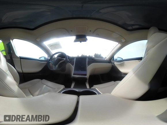 2017 Tesla Model S 100D z VIN 5YJSA1E28HF229836, wystawiony jako IAAI lot #42011901 z przebiegiem 81 012 mil mil oraz . Historia ofert i sprzedaży dostępna na DreamBid. Obrazek 21.