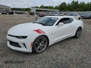 2017 Chevrolet Camaro 2LT z VIN 1G1FD1RS1H0106549, wystawiony jako Copart lot #54366995 z przebiegiem 99 701 mil mil oraz Szkoda całkowita • Salvage title. Historia ofert i sprzedaży dostępna na DreamBid. Obrazek 1.