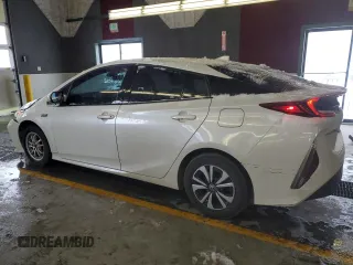 2018 Toyota Prius Plus with VIN JTDKARFP3J3076830, listed as a Copart auction lot 81571204 with 63,808 mi miles and Clean Title. Bid and sale history available at DreamBid. Image 2.