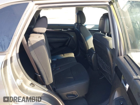 2014 Kia Sorento LX with VIN 5XYKT4A67EG528288, listed as a IAAI auction lot 42036077 with 67,835 mi miles. Bid and sale history available at carsss.com. Image 8.