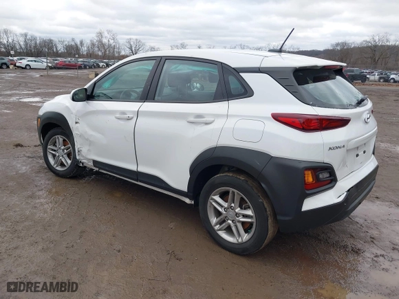 2021 Hyundai Kona SE with VIN KM8K1CAAXMU745573, listed as a IAAI auction lot 41743170 with 49,328 mi miles. Bid and sale history available at carsss.com. Image 3.