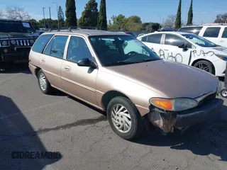 1999 Ford Escort SE with VIN 3FAFP15P6XR102047, listed as a IAAI auction lot 41686181 with 61,350 mi miles. Bid and sale history available at carsss.com. Image 1.