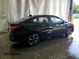 2024 Nissan Versa SR with VIN 3N1CN8FV7RL913261, listed as a Copart auction lot 61686375 with 28,654 mi miles and Clean title. Bid and sale history available at DreamBid. Image 3.