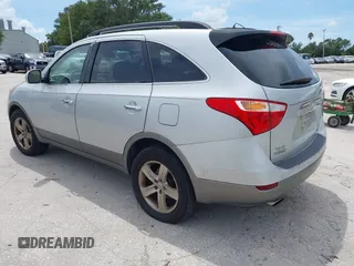 2010 Hyundai Veracruz Limited with VIN KM8NU4CC0AU116232, listed as a IAAI auction lot 42698369 with 207,134 mi miles and . Bid and sale history available at DreamBid. Image 3.