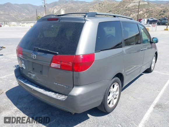 2005 Toyota Sienna XLE with VIN 5TDZA22C15S343170, listed as a IAAI auction lot 42487555 with 260,317 mi miles and . Bid and sale history available at DreamBid. Image 4.