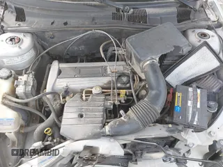2004 Oldsmobile Alero GX z VIN 1G3NK52F44C148462, wystawiony jako IAAI lot #41804479 z przebiegiem 206 745 mil mil oraz . Historia ofert i sprzedaży dostępna na DreamBid. Obrazek 10.