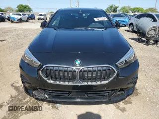 2024 BMW 2 Series 228i z VIN WBA53AK08R7R71605, wystawiony jako Copart lot #57066575 z przebiegiem 10 929 mil mil oraz Czysty tytuł • Clean title. Historia ofert i sprzedaży dostępna na DreamBid. Obrazek 5.